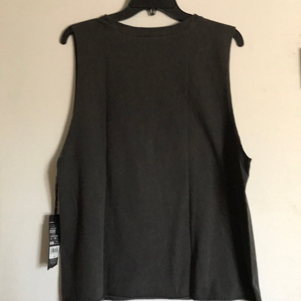 LAST 1- ๐ง 2X HP ๐งNWT distressed Pink Floyd top - Picture 6 of 8